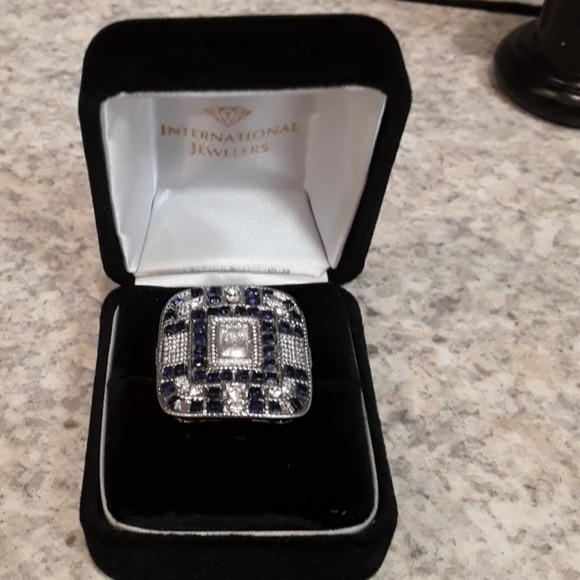 Emerald Cut Ring Sz 9 Crystal & Sapphire Cocktail Ring NIB - Picture 2 of 8